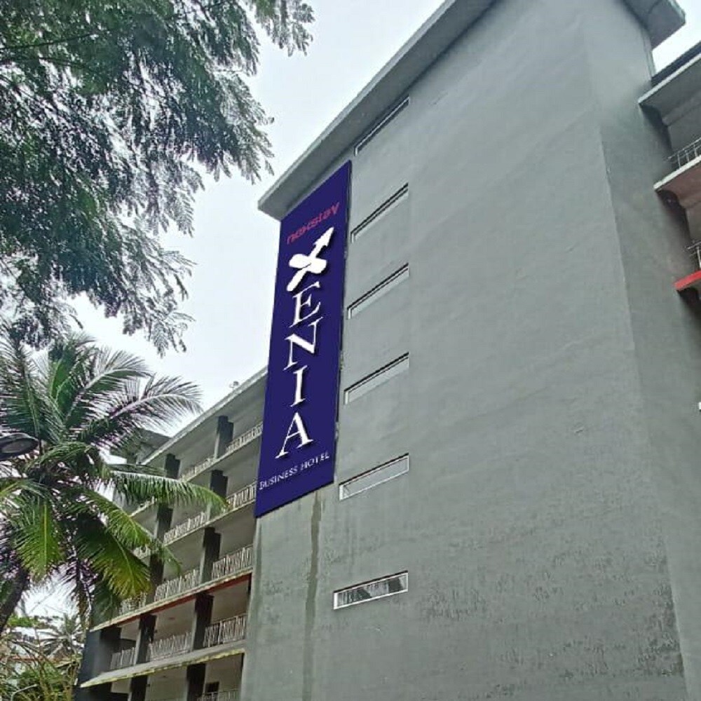 Xenia Business Hotel