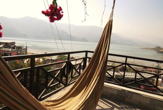 Lake Vision Guesthouse