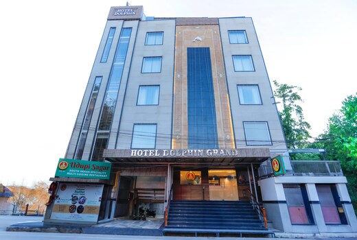 Hotel Dolphin Grand