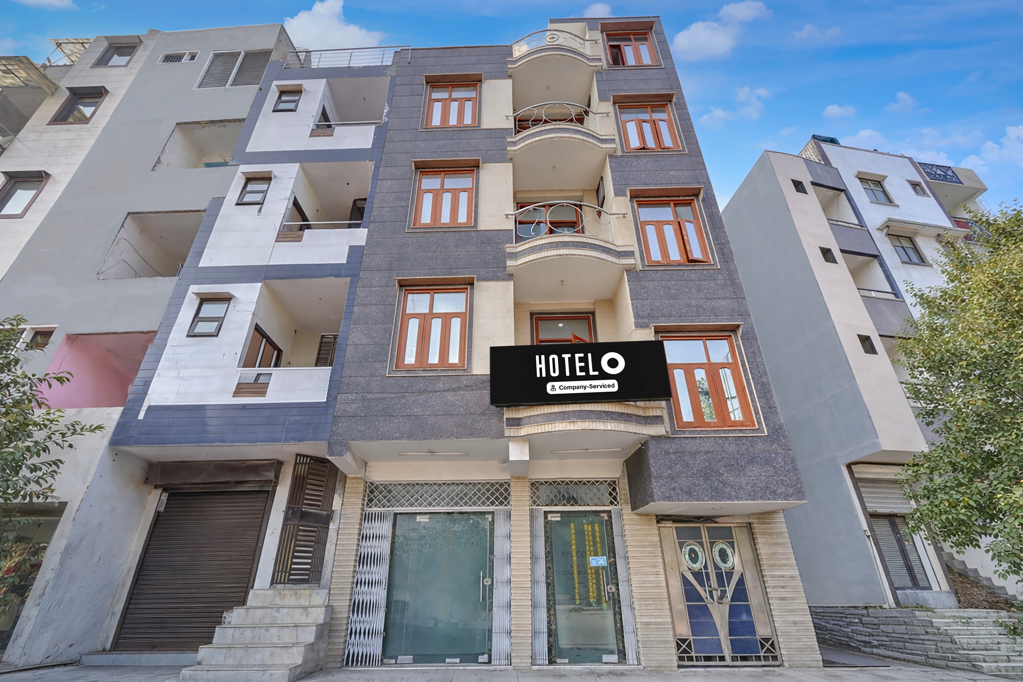 Flagship OYO Hotel Golden Key