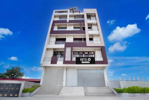 Hotel O NIIT University Neemrana