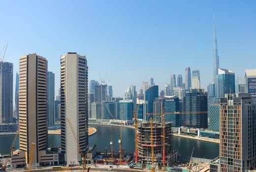 ELIVAAS Curated 1BR Paragon Tower | Burj Khalifa & Canal Views
