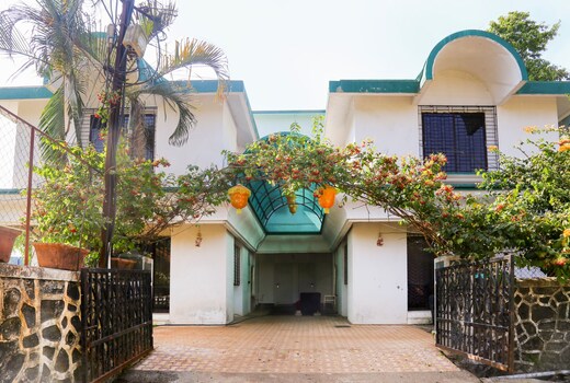 Blue Water Resort