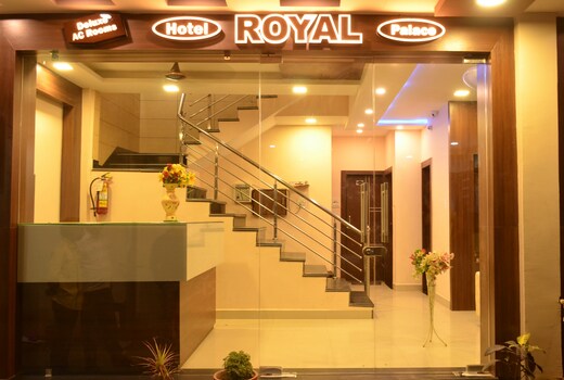 Hotel Royal Palace (Near Mahakal Mandir)