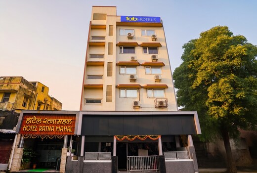FabHotel Ratna Mahal