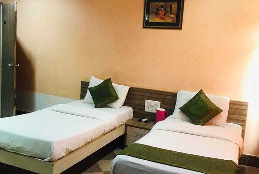 Hotel O Comfort Hotel