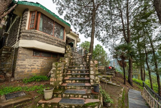 Scenic 3BHK Stay in Solan | Cloud House