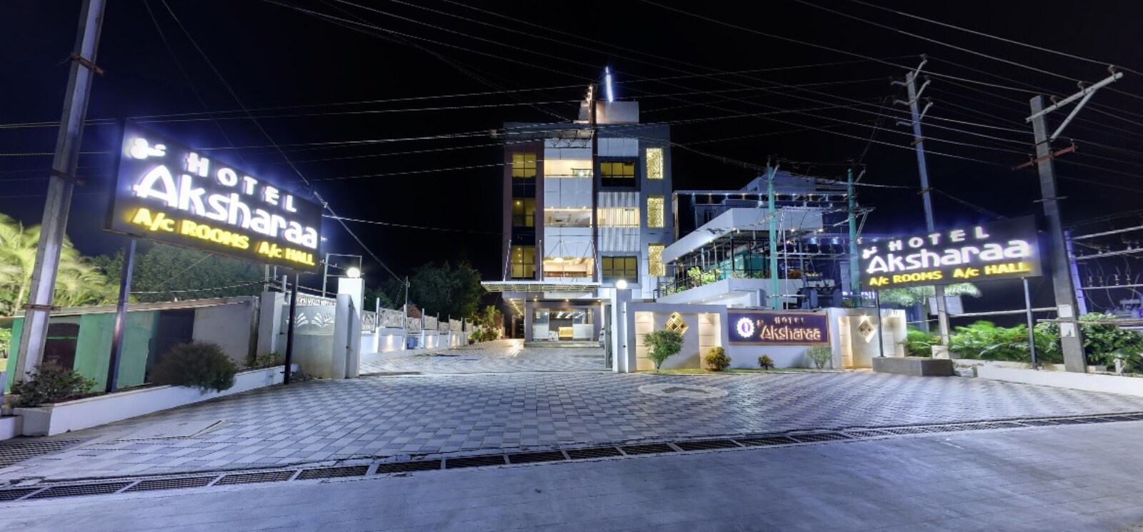 Hotel Sri Aksharaa sulur