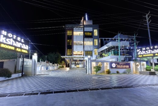 Hotel Sri Aksharaa sulur
