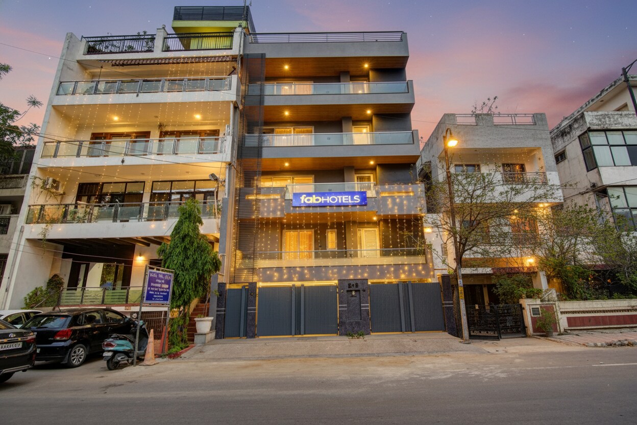FabHotel Exotica