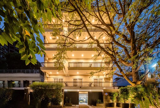 ROYAL STUDIO GOLF COURSE ROAD