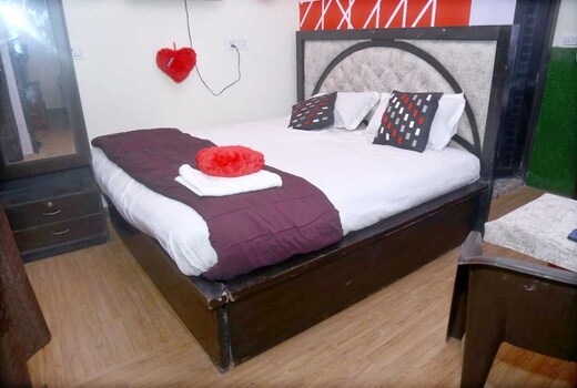 Hotel O Home Achha Hotel