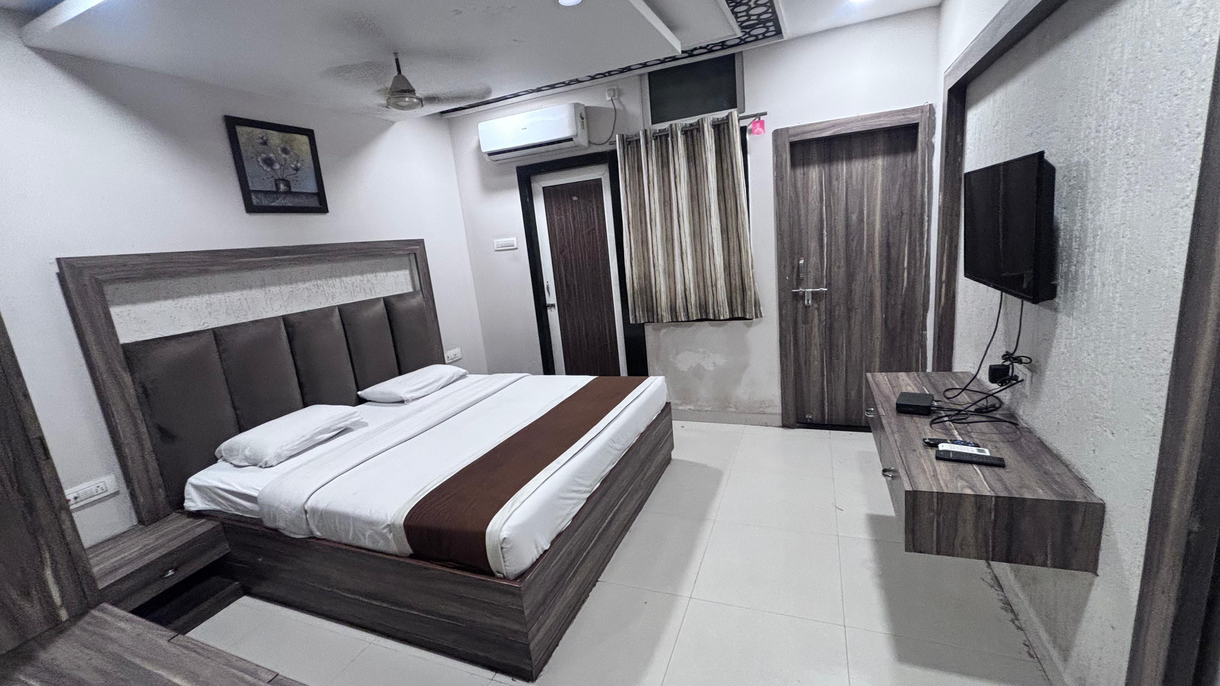 Hotel White Rose