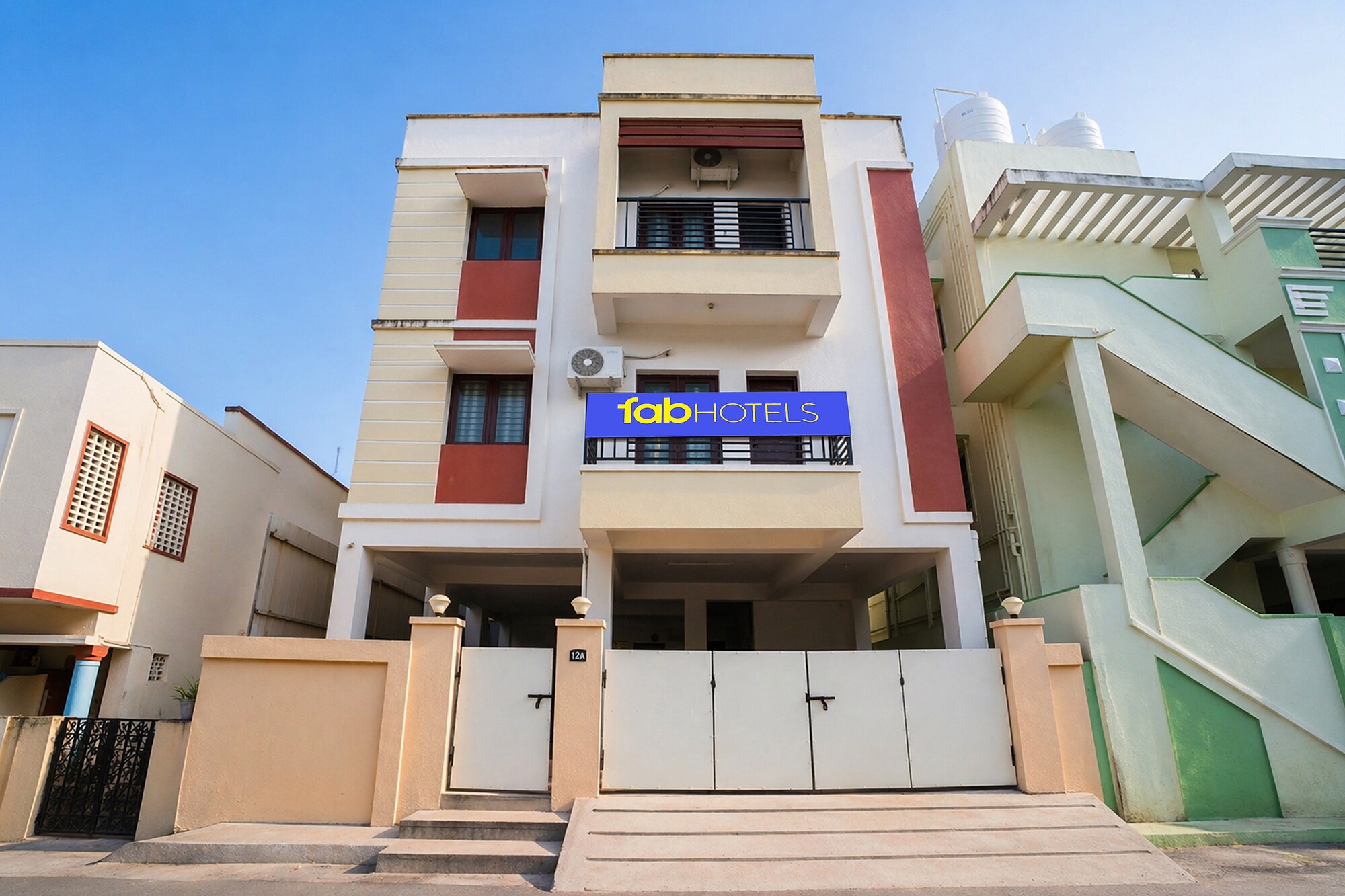 FabHotel MM Home Stay