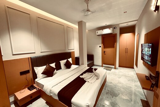 Hotel Balaji Inn, Ayodhya Bypass