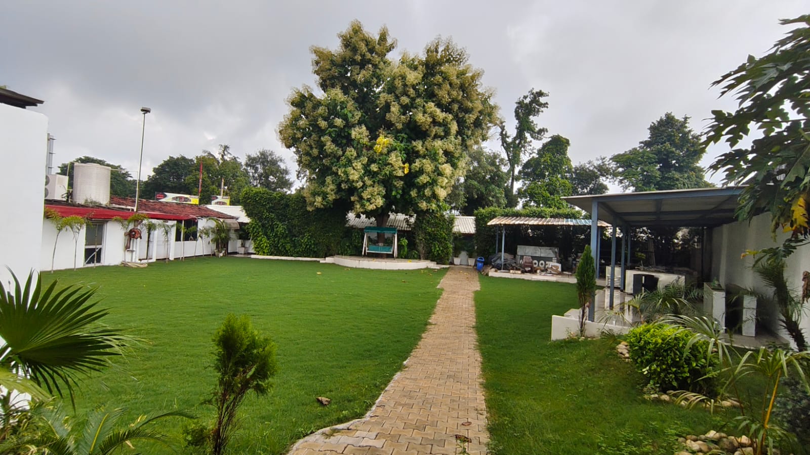 Haveli NH 8