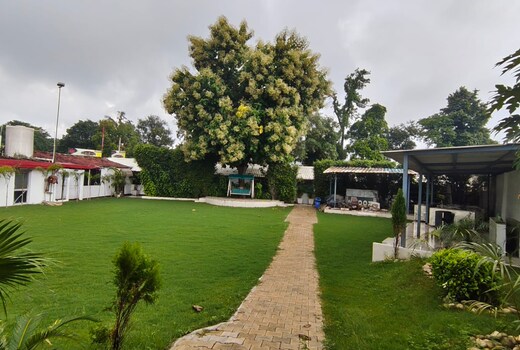 Haveli NH 8