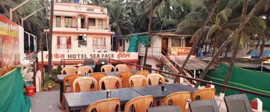 Hotel Sea Face (Near Murud Beach)