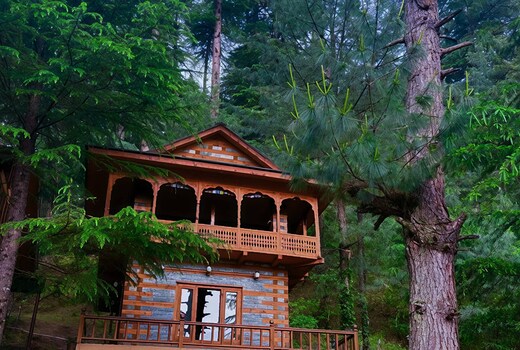 Kath Kuni Duplex Chalet with Grand View Balcony
