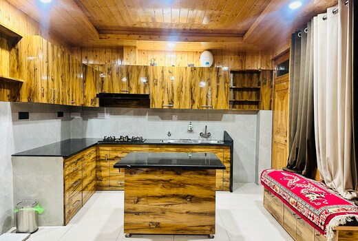 Saryus Homestay