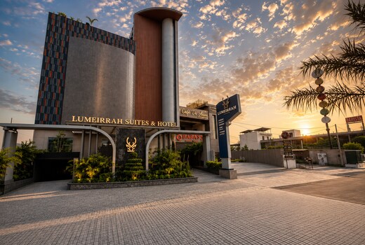 LUMEIRRAH SUITES