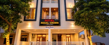 Hotel Regal Crown