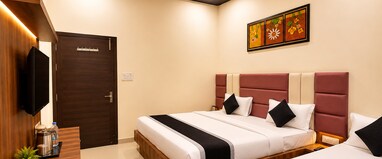 Hotel RK Residency Near Banke Bihari Mandir