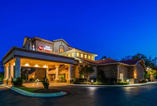 Best Western Plus Westgate Inn & Suites