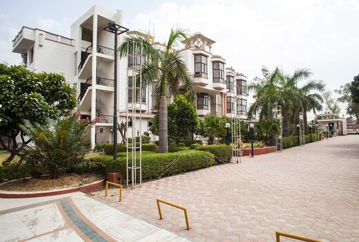 Royal Residency