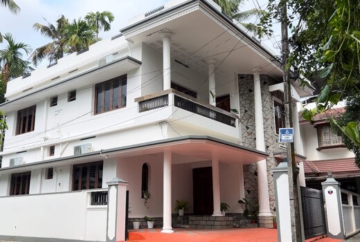 Resmi Jayalal
