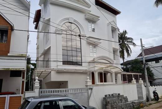Oceans Inn