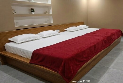 Deva Guest House