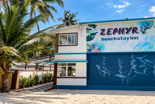 ZEPHYR Beach stay Inn