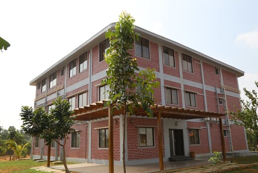 GK Hill View Resort