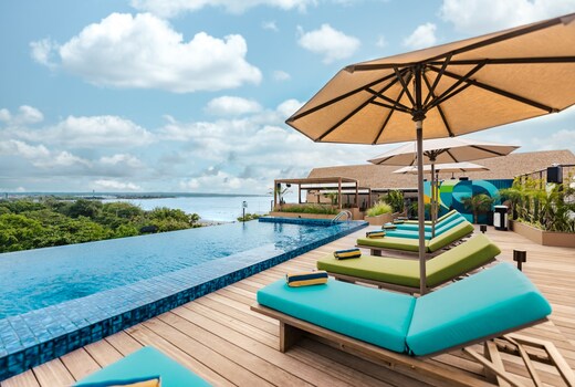 MAMAKA Bali (BEACHFRONT KUTA)