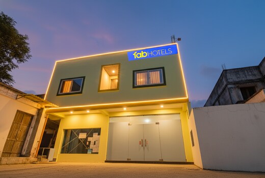 FabHotel Somnath - Ujjain Railway Station