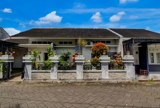 OYO 94935 Rahayu Homestay