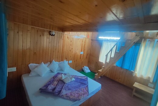 A valley view cottage bhua