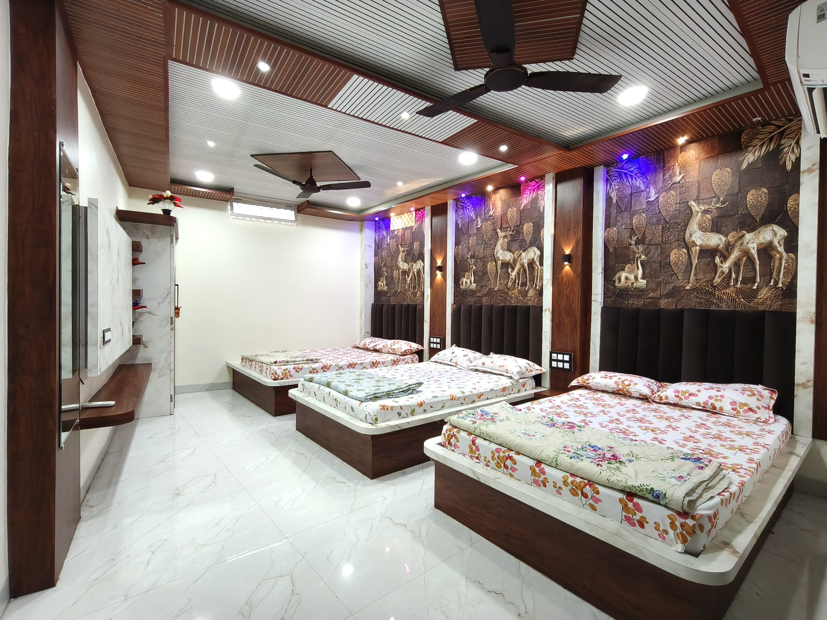 Radhe Palace Omkareshwar