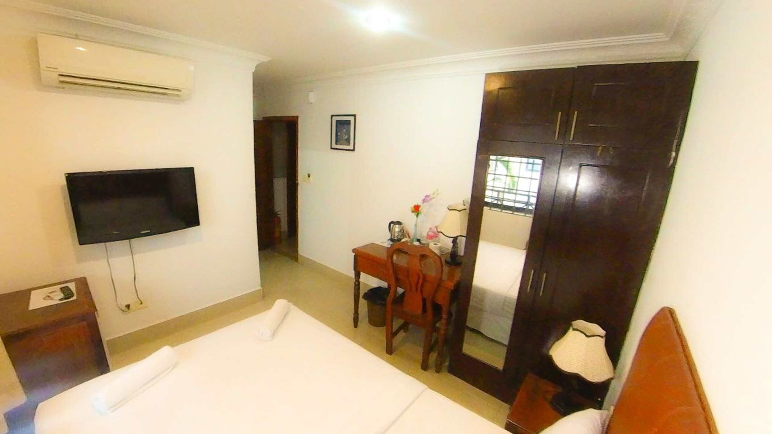 Riverside Hotel Phnom Penh