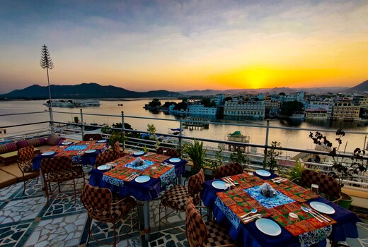 Mewar Haveli at Lake Pichola