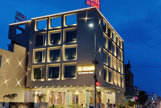Hotel SK Grand