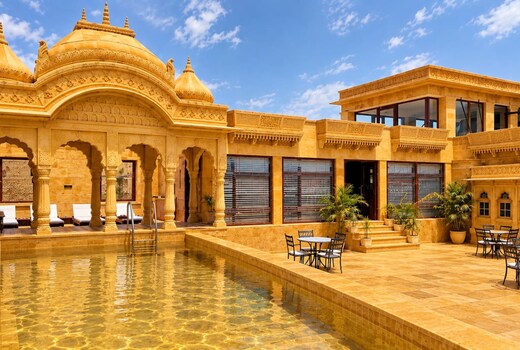 Hotel Grand Khalifa
