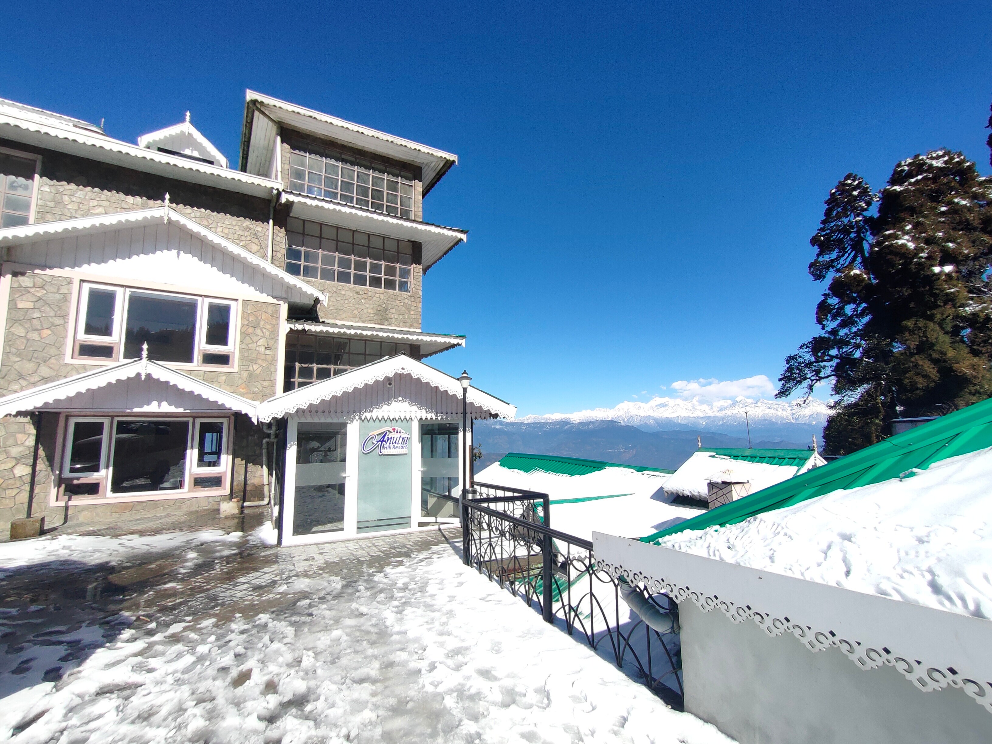 Anutri Hotels & Resorts