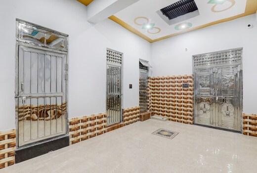SPOT ON by OYO ROYAL VILLA HOTEL