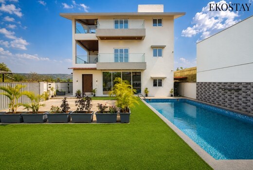 EKOSTAY - Concrete Cove villa
