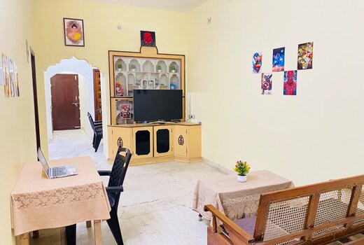 Retro Home Stay