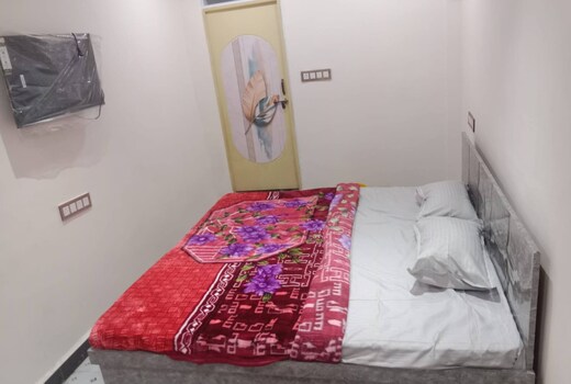 Maa Savitri Home Stay