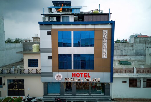 hotel pranjal palace