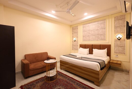 Hotel Royal Bliss